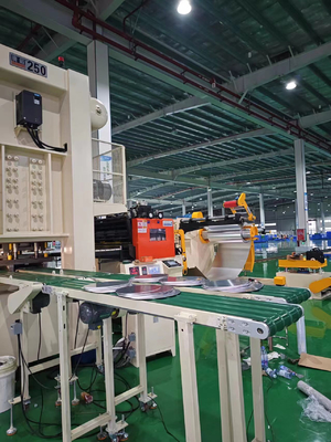Lingkaran persegi panjang memotong Mesin Pencet Mekanis 3 In 1 Dan Pencet Automatic Feeding