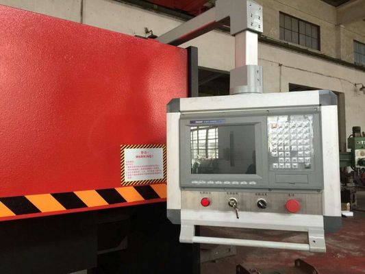 Temperature Ya Mesin V Grooving Komputerisasi Cocok untuk memotong lembaran aluminium Menawarkan presisi tinggi dan repeatability