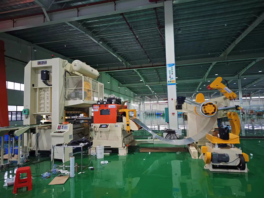 Lingkaran persegi panjang memotong Mesin Pencet Mekanis 3 In 1 Dan Pencet Automatic Feeding