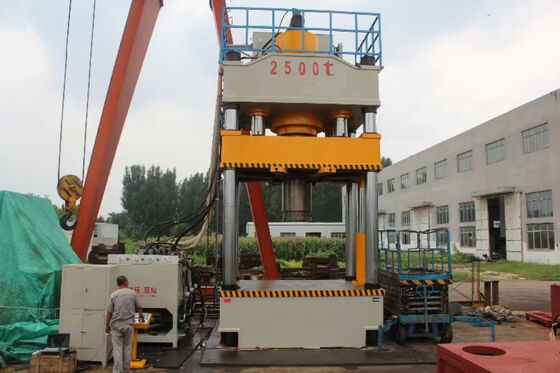 36000KN Nominal Force Hydraulic Press Machine dengan 5000x5000 Ukuran Meja untuk Tank Dish Pressing